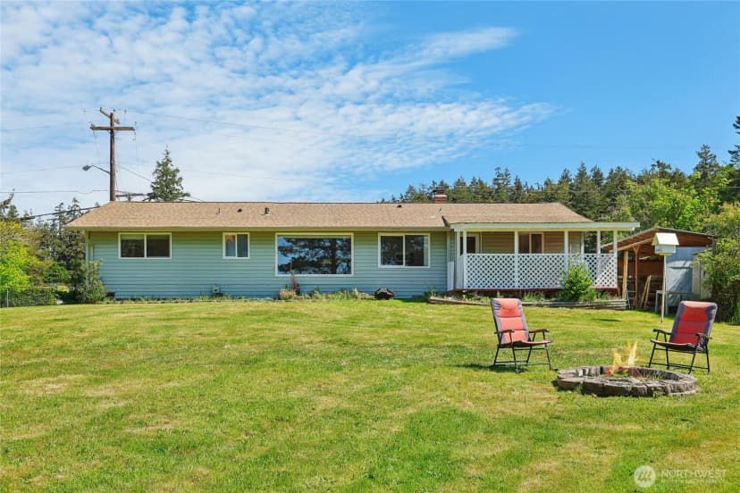 Property photo for 1313 Orchard Loop, Oak Harbor photo 18