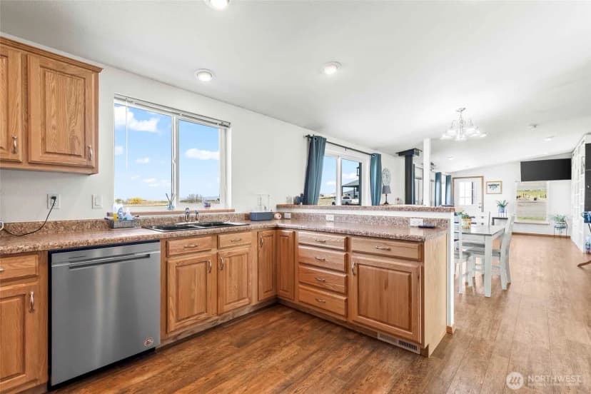 Property photo for 16847 Upper Badger Pocket Road, Ellensburg photo 10