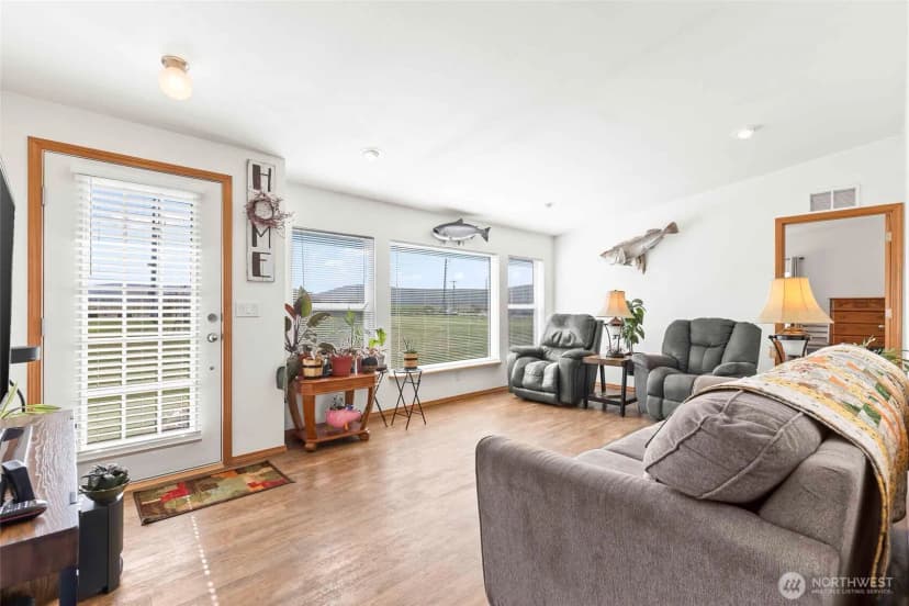 Property photo for 16847 Upper Badger Pocket Road, Ellensburg photo 13