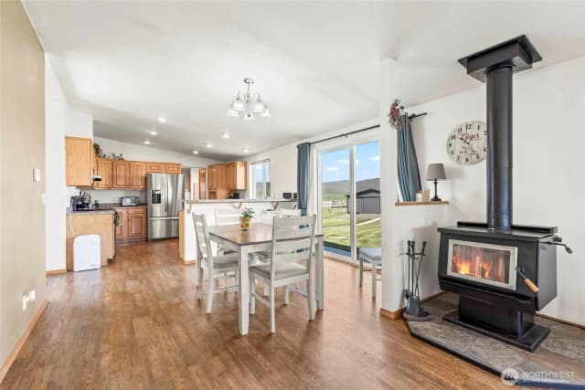 Property photo for 16847 Upper Badger Pocket Road, Ellensburg photo 5