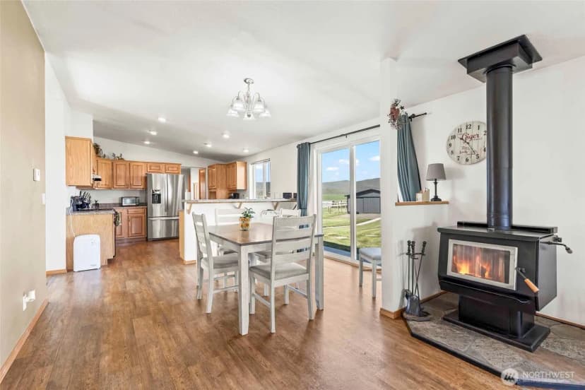Property photo for 16847 Upper Badger Pocket Road, Ellensburg photo 5