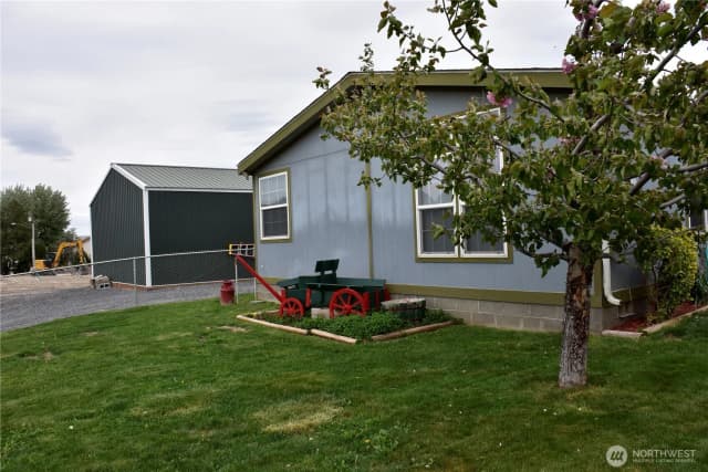 Property photo for 330 N Juniper St, Soap Lake