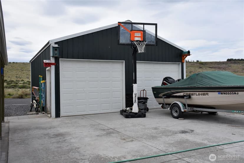 Property photo for 330 N Juniper St, Soap Lake photo 3