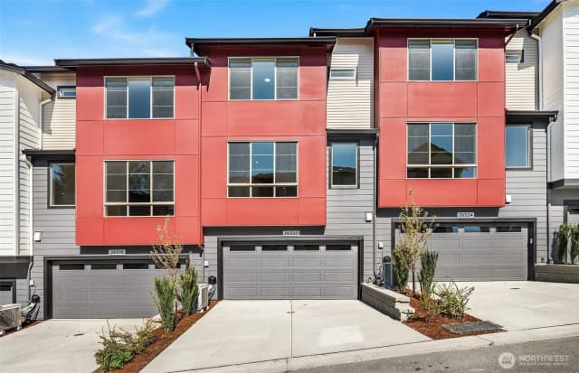Property photo for 26520 Ne 143rd Circle N #28-c, Duvall photo 2