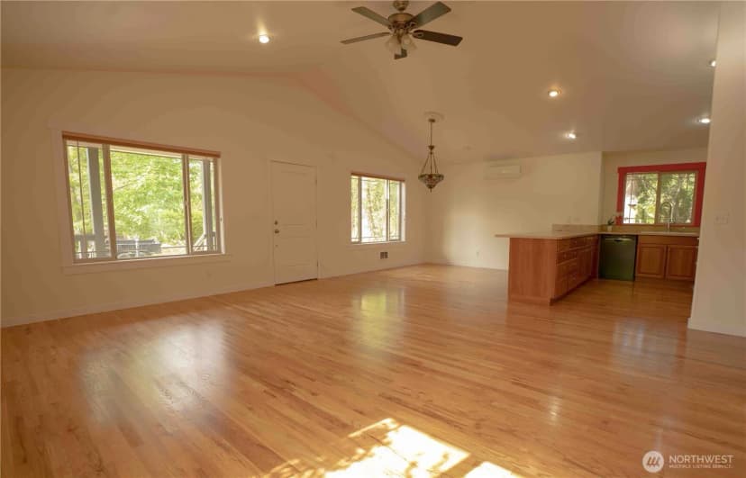 Property photo for 2078 11th Street, Port Townsend photo 6