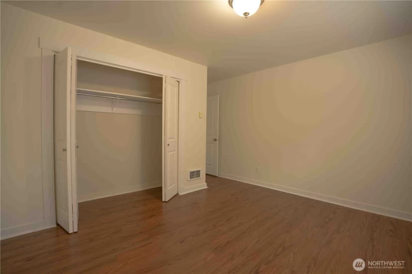 Property photo for 2078 11th Street, Port Townsend photo 16