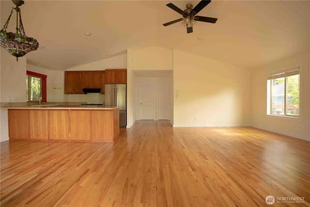 Property photo for 2078 11th Street, Port Townsend photo 4