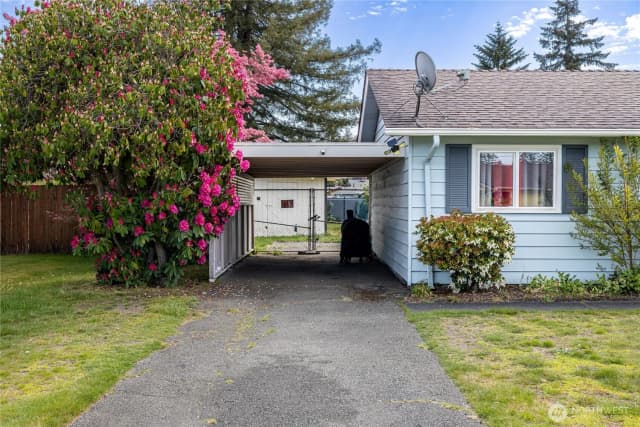 Property photo for 8803 Terrace Road Sw, Tacoma photo 4