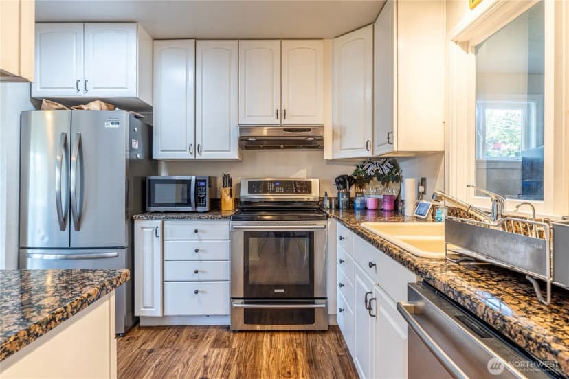 Property photo for 8803 Terrace Road Sw, Tacoma photo 17