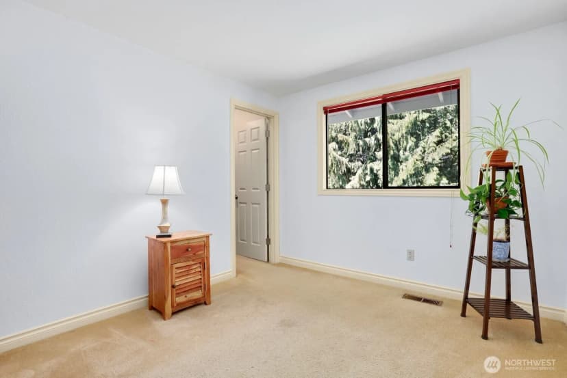 Property photo for 19710 28th Drive Se, Bothell photo 19