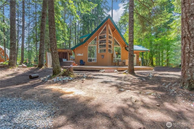 Property photo for 62406 Corral Way E, Greenwater photo 4