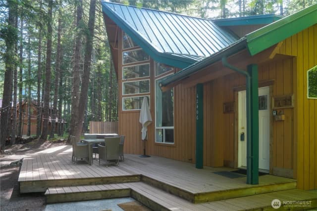 Property photo for 62406 Corral Way E, Greenwater photo 5
