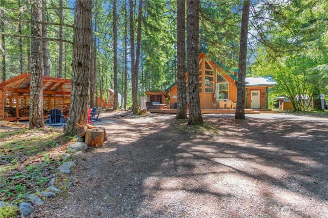 Property photo for 62406 Corral Way E, Greenwater photo 3