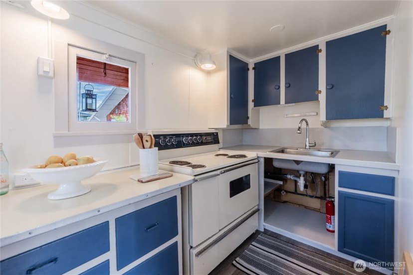 Property photo for 2035 Fairview Avenue E #d, Seattle photo 12