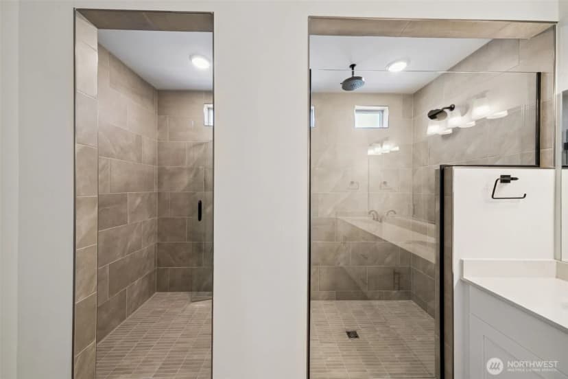 Property photo for 936 Lucas Avenue #20, Buckley photo 30