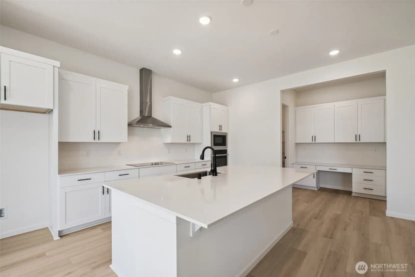Property photo for 936 Lucas Avenue #20, Buckley photo 17