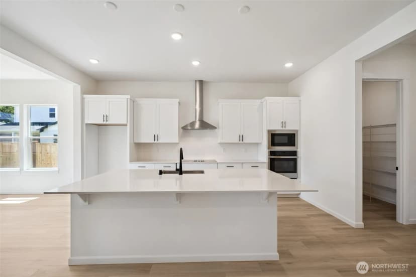 Property photo for 936 Lucas Avenue #20, Buckley photo 19
