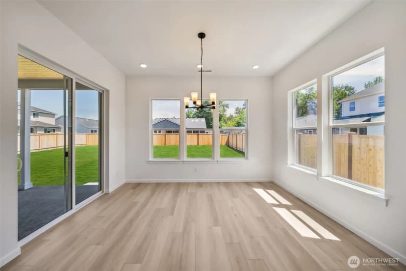 Property photo for 936 Lucas Avenue #20, Buckley photo 22