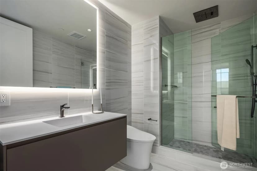 Property photo for 838 Avenue Square Ne #309, Bellevue photo 10