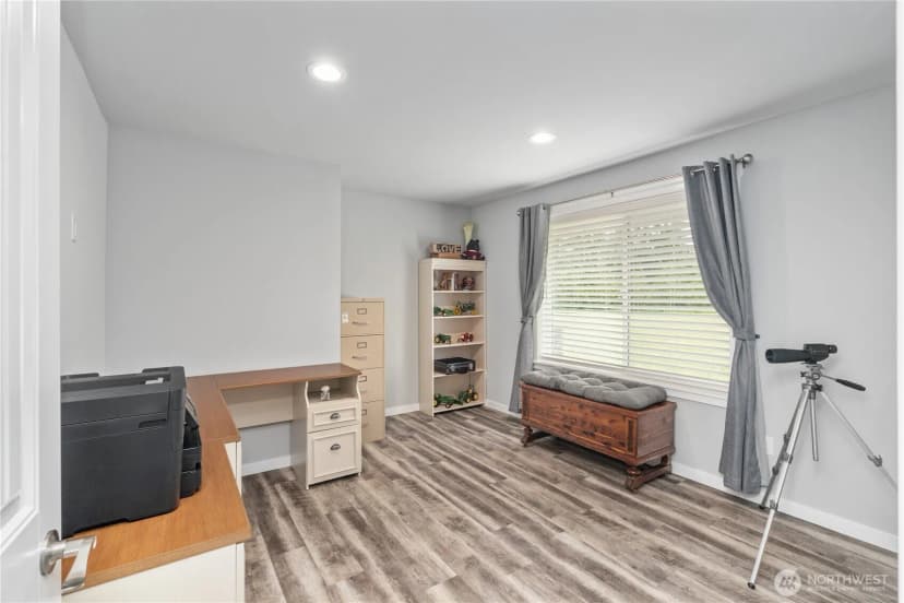 Property photo for 100 Simmons Road, Montesano photo 16