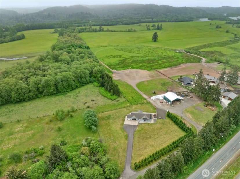 Property photo for 100 Simmons Road, Montesano photo 3