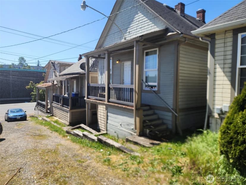 Property photo for 1637 Center Street, Tacoma photo 8
