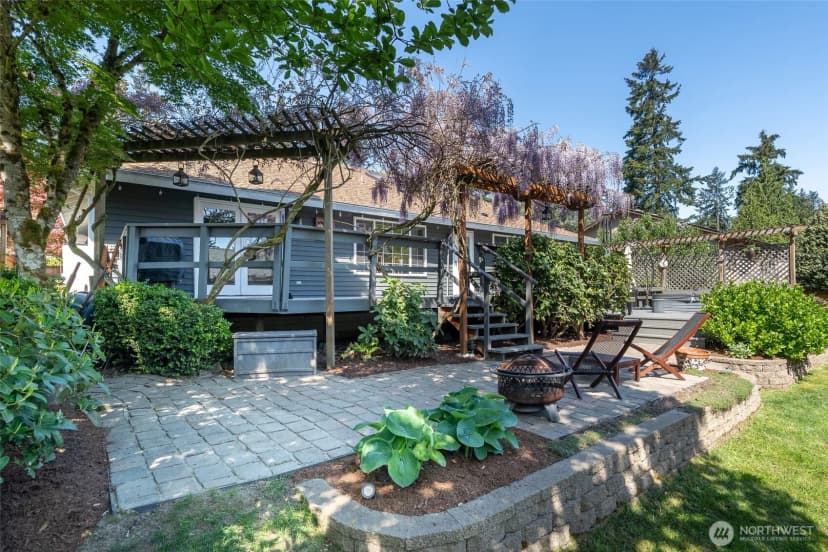 Property photo for 2656 168th Avenue Ne, Bellevue photo 35
