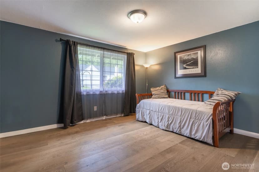 Property photo for 2656 168th Avenue Ne, Bellevue photo 25