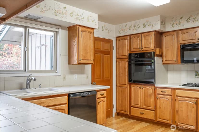 Property photo for 524 Carl Way, Aberdeen photo 11