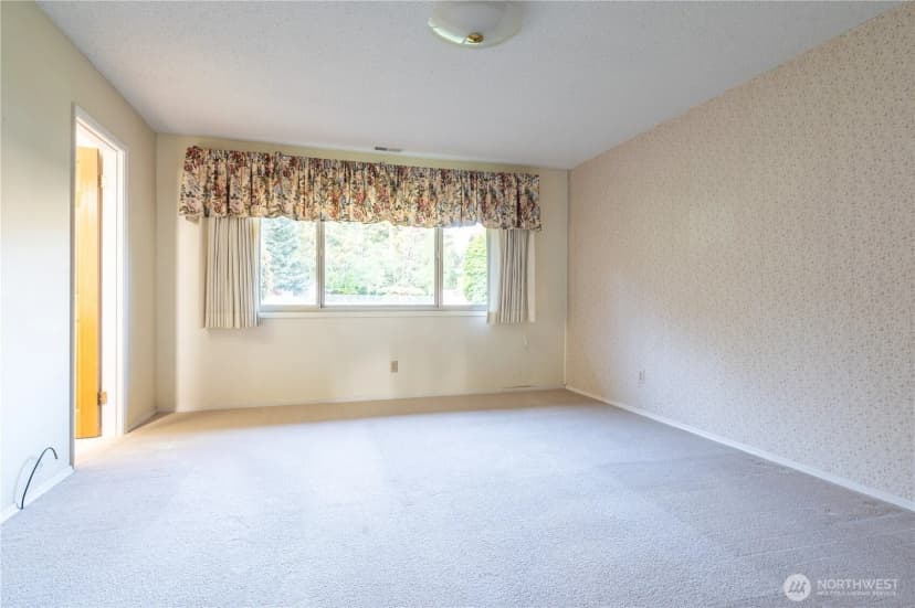Property photo for 524 Carl Way, Aberdeen photo 16