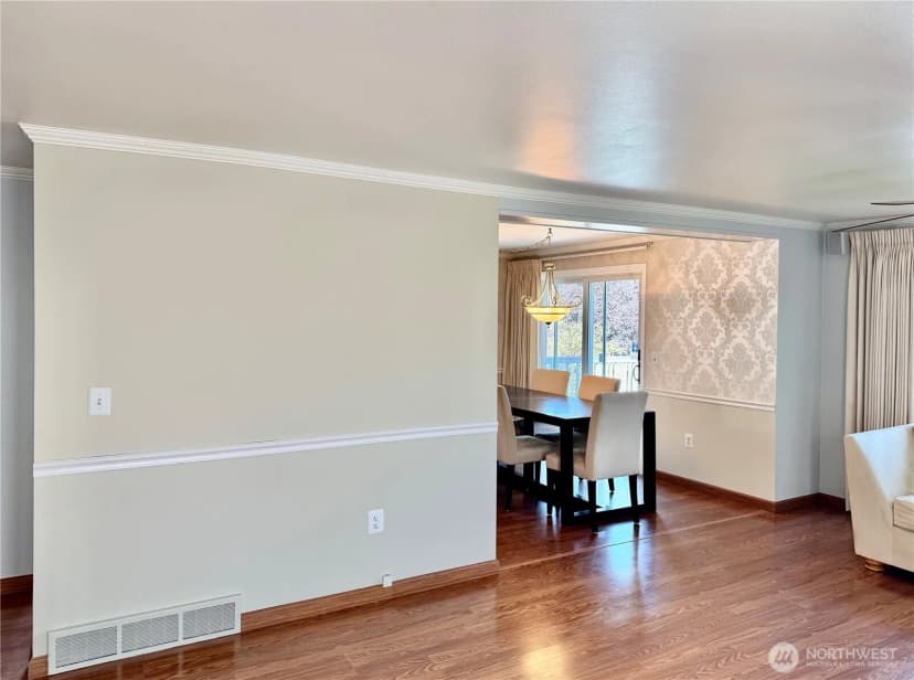Property photo for 7351 32nd Avenue Sw, Seattle photo 5