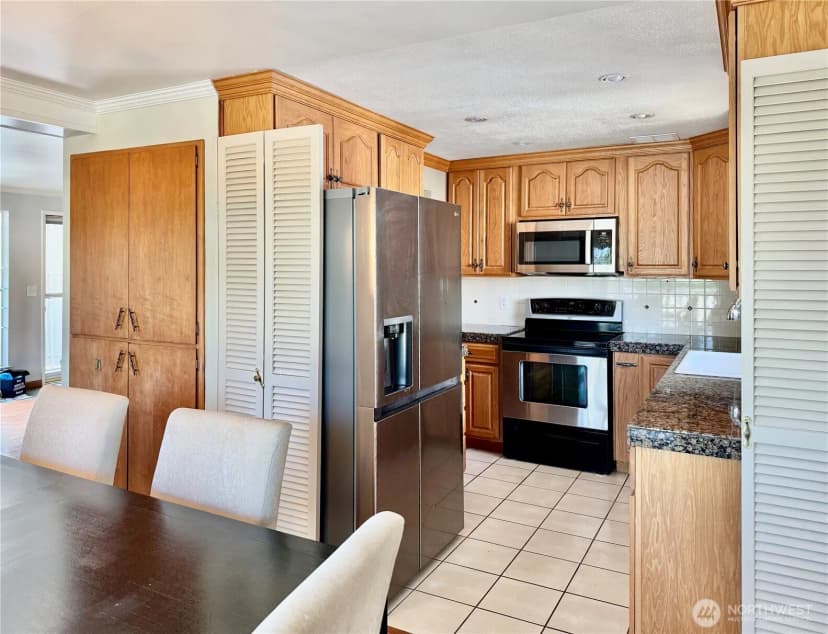 Property photo for 7351 32nd Avenue Sw, Seattle photo 10