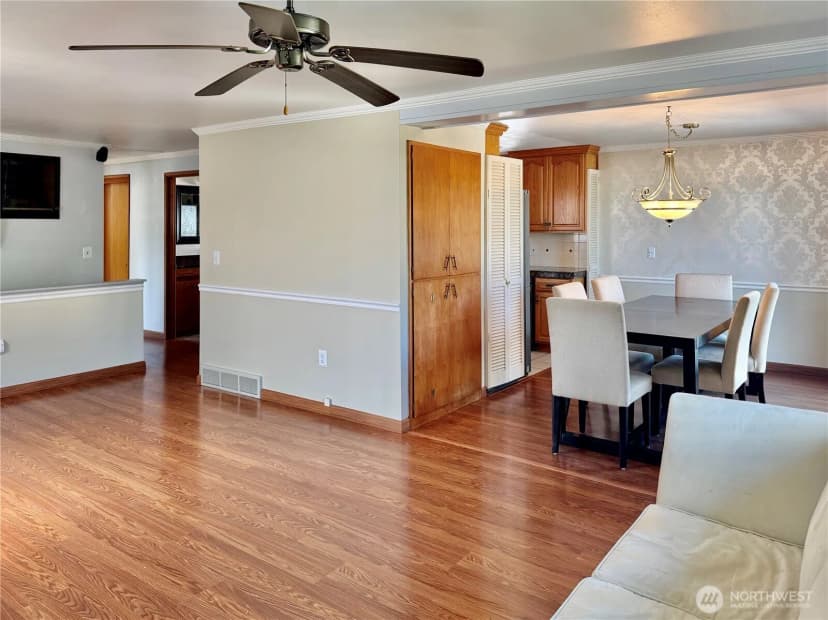 Property photo for 7351 32nd Avenue Sw, Seattle photo 7
