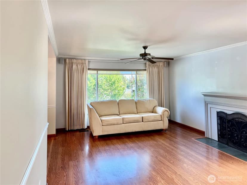 Property photo for 7351 32nd Avenue Sw, Seattle photo 6