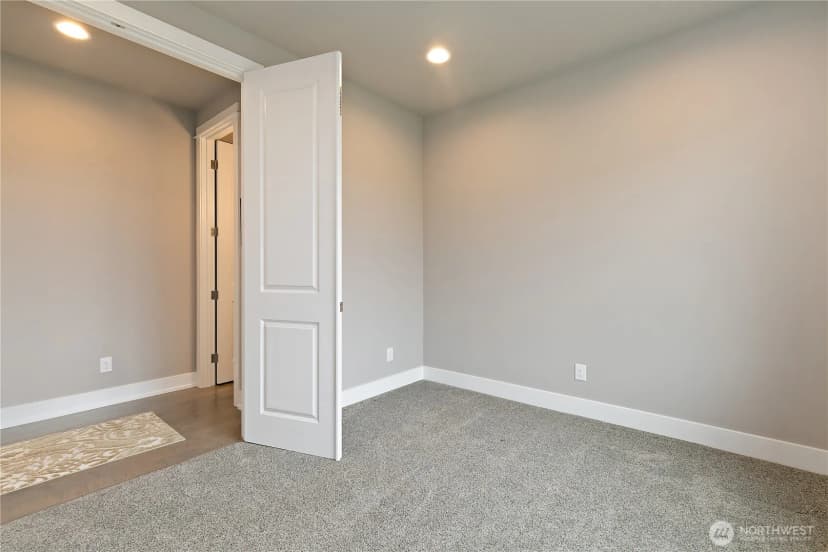 Property photo for 10812 Mercury Lane, Gig Harbor photo 14