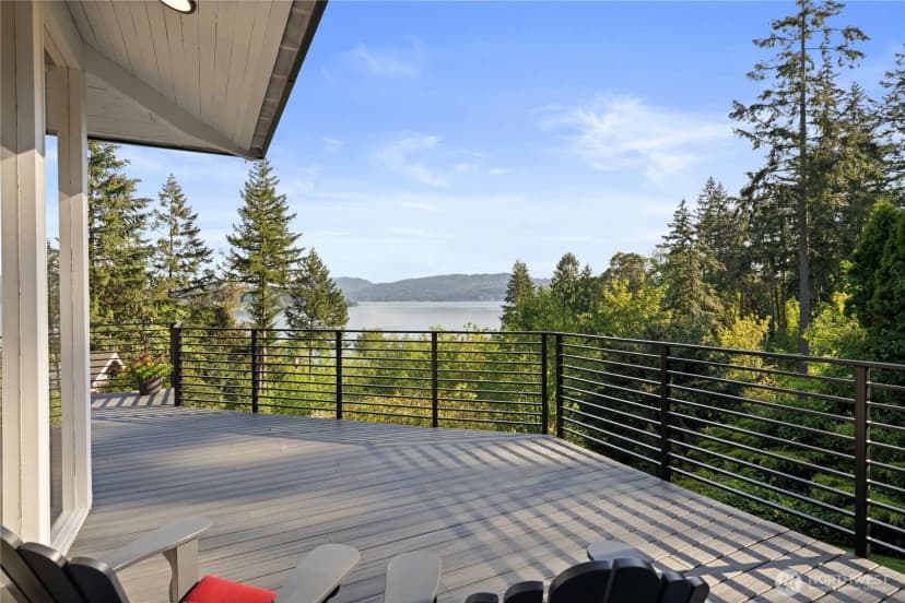 Property photo for 1070 185th Avenue Ne, Bellevue photo 27