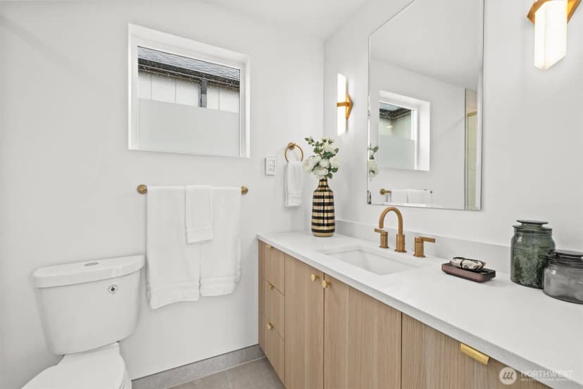 Property photo for 8324 32nd Avenue Nw, Seattle photo 16