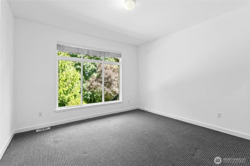 Property photo for 5592 159th Place Se, Bellevue photo 33