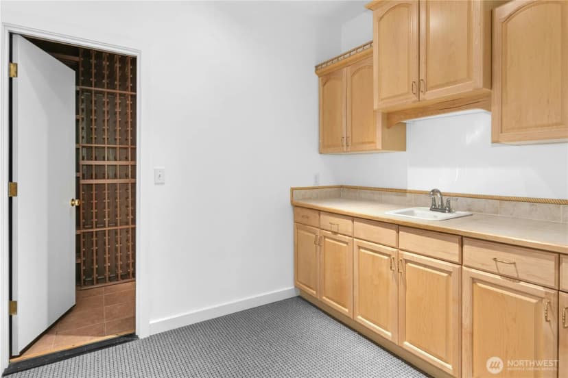 Property photo for 5592 159th Place Se, Bellevue photo 31