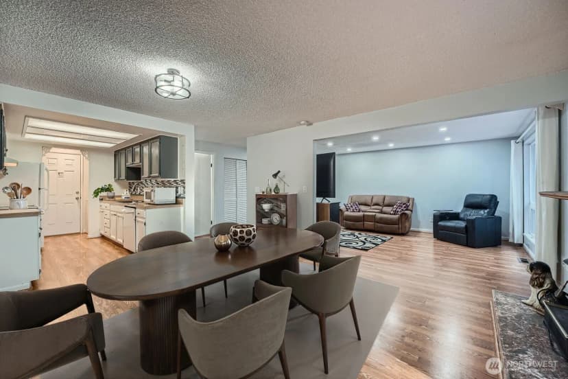 Property photo for 2703 Se Fir Street Se, Auburn