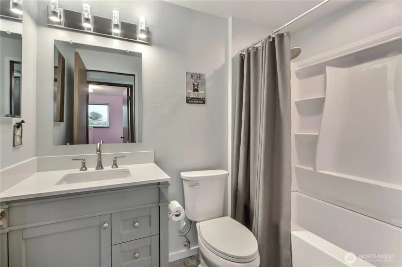 Property photo for 3122 N Vassault Street, Tacoma photo 14
