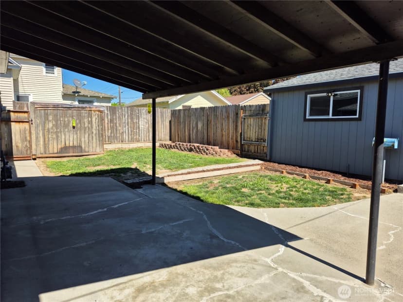 Property photo for 108 E 6th Avenue, Ritzville photo 18