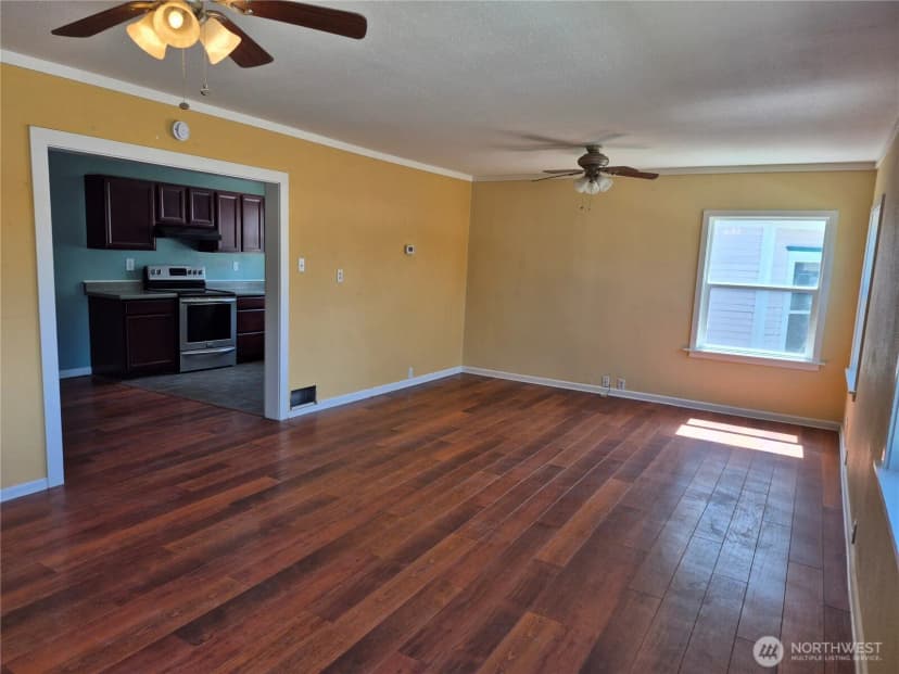 Property photo for 108 E 6th Avenue, Ritzville photo 2