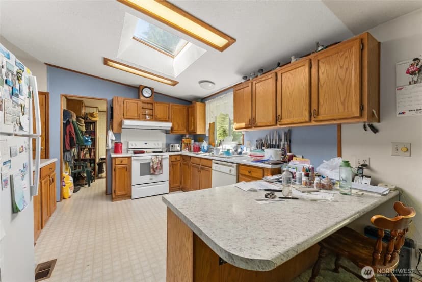 Property photo for 6933 State Route 101, South Bend photo 17