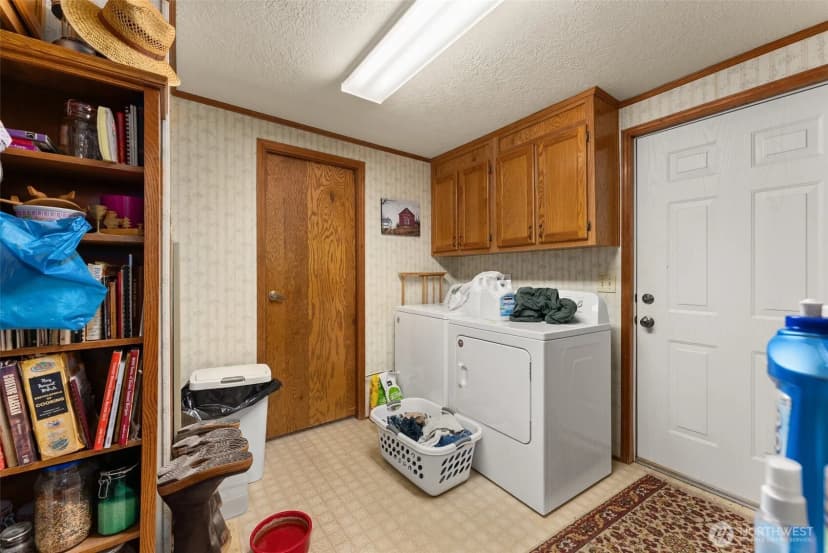Property photo for 6933 State Route 101, South Bend photo 15