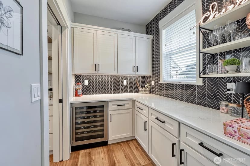 Property photo for 1827 Double Ditch Court, Lynden photo 14