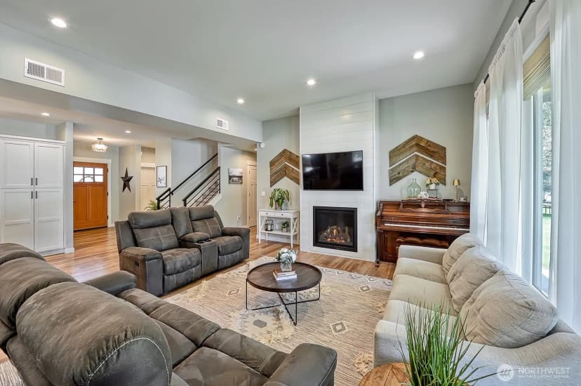 Property photo for 1827 Double Ditch Court, Lynden photo 7