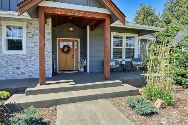 Property photo for 1827 Double Ditch Court, Lynden photo 4
