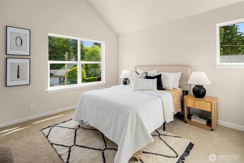 Property photo for 10604 Ne 137th Place, Kirkland photo 16