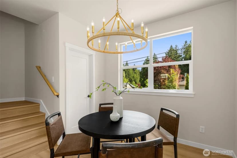 Property photo for 10604 Ne 137th Place, Kirkland photo 12